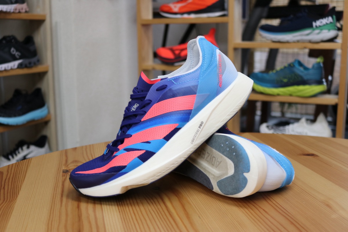 アディダス　Adidas Takumi Sen 8