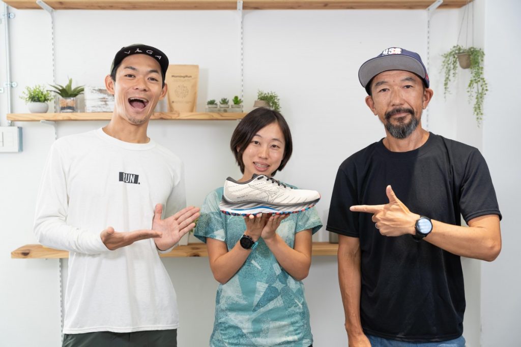 ミズノ】最新作「WAVE RIDER 26」の進化をランニングシューズの