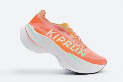 「キプラン『KD900X 2』徹底レビュー！柔らかさと反発を両立したカーボンプレート入りテンポアップシューズ」の画像