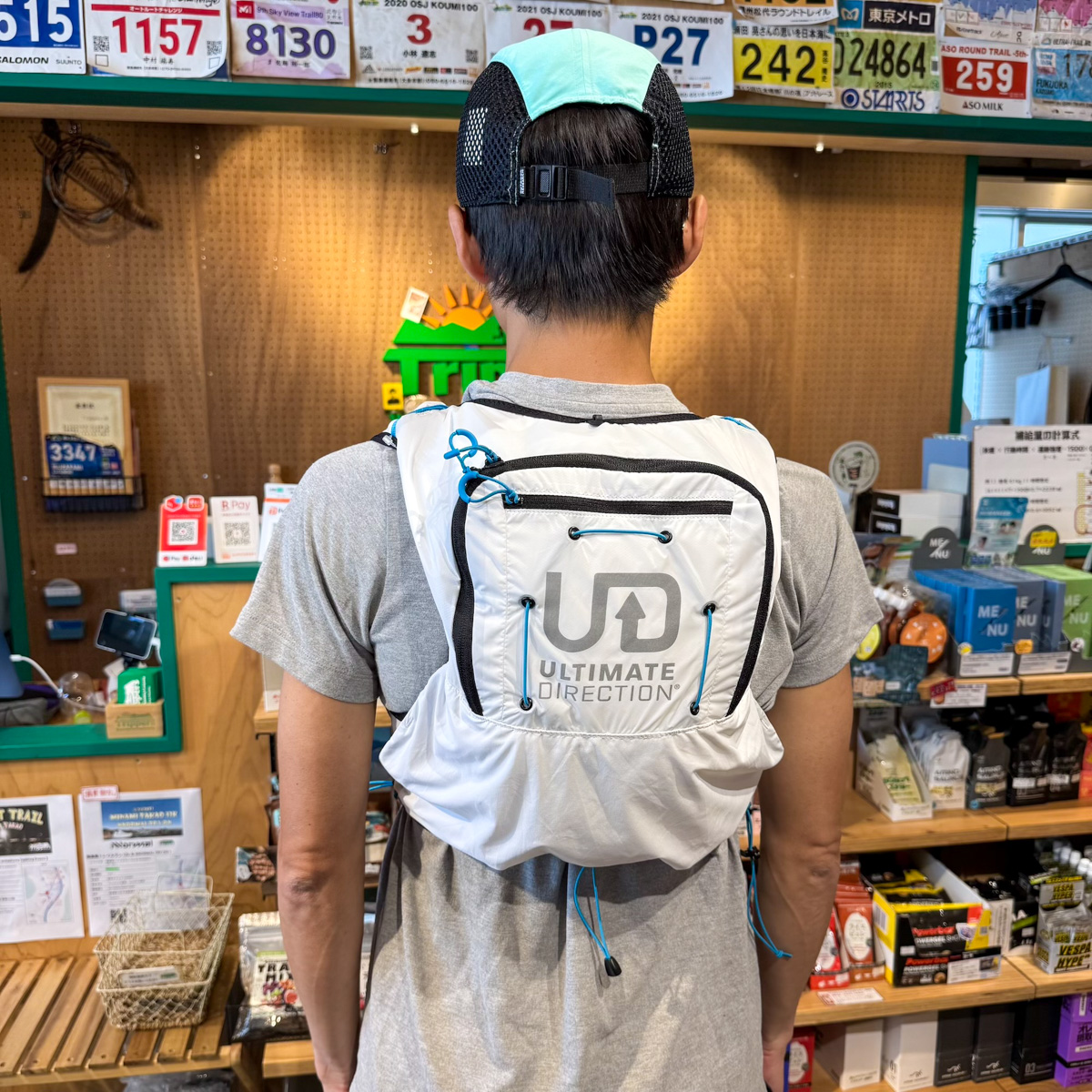 「注目のトレランザック2選！　THE NORTH FACE『TR10』、ULTIMATE DIRECTION『ULTRA VEST』を徹底比較！」の画像
