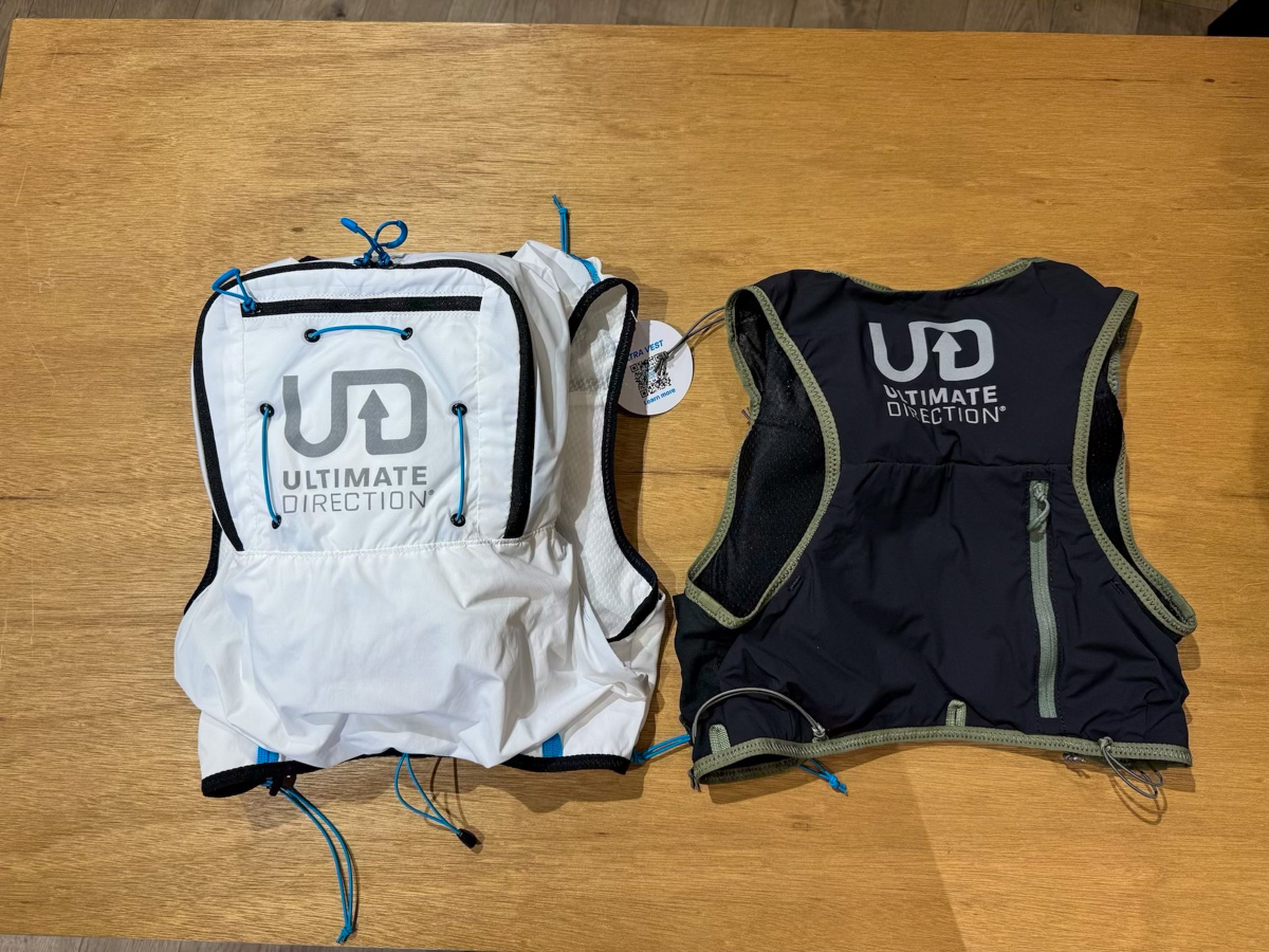 「注目のトレランザック2選！　THE NORTH FACE『TR10』、ULTIMATE DIRECTION『ULTRA VEST』を徹底比較！」の画像