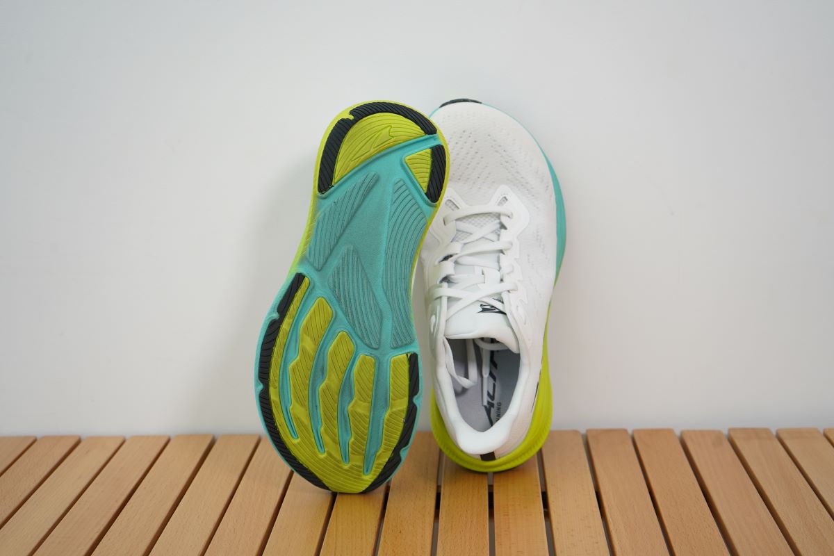 「ALTRA（アルトラ）『EXPERIENCE FLOW 2』登場！　ALTRAへの入門シューズとして注目の1足」の画像