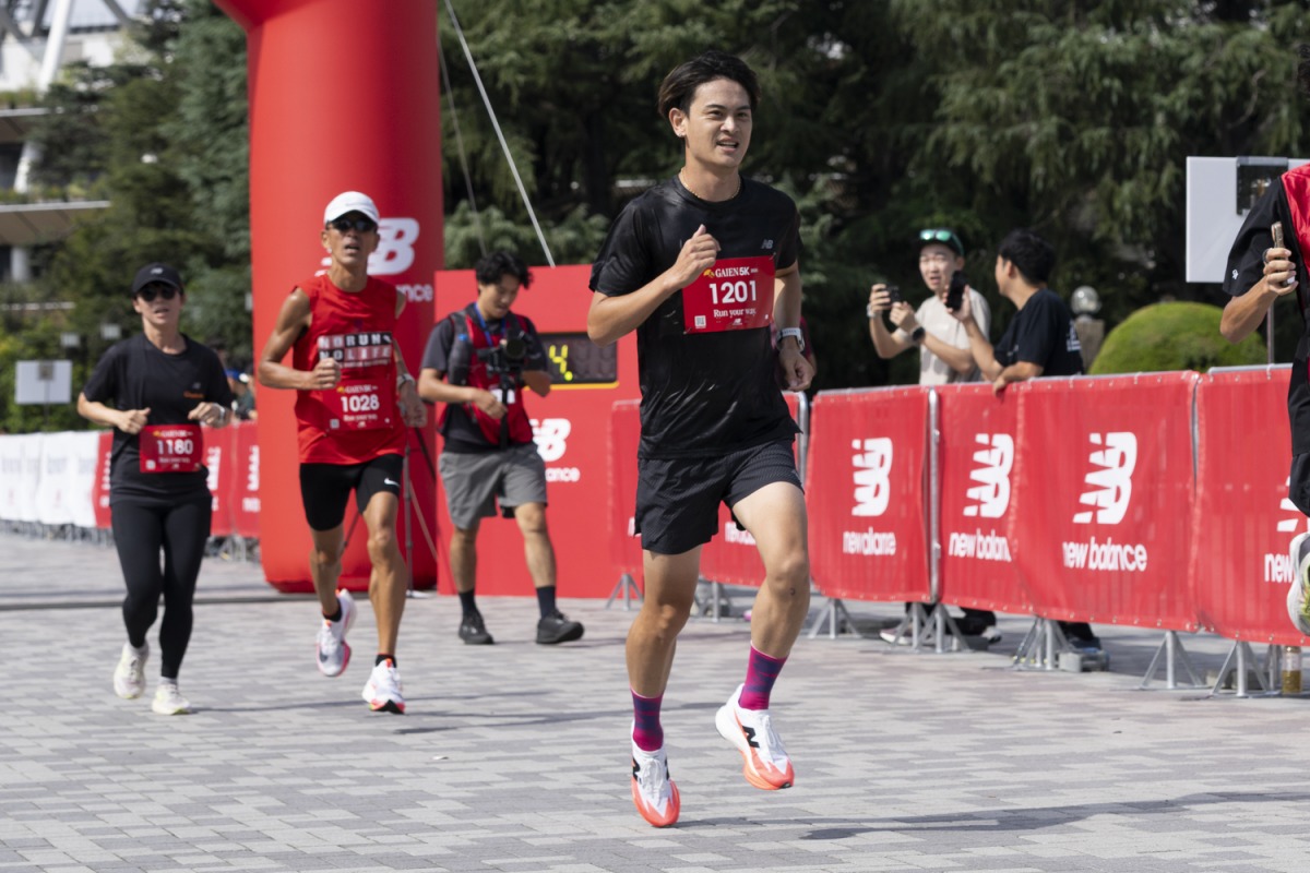 「TKD PROJECT・よしきさんが『FuelCell SuperComp Elite v5』で疾走！ニューバランス「Run your way. Park」レポート」の画像