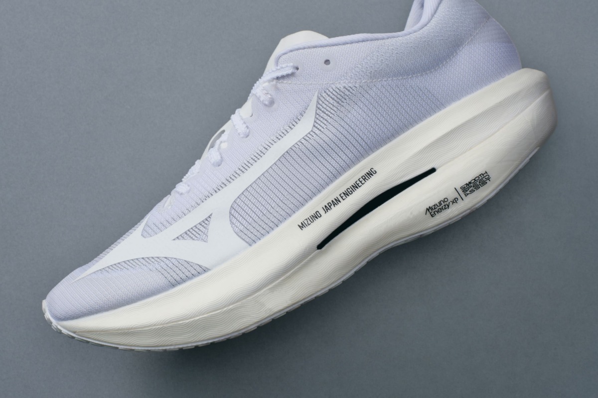 「ミズノ新作次世代レーシングシューズ3モデルのPROTOTYPEの詳細が判明。約137gの軽量レーシングシューズに注目集まる」の画像