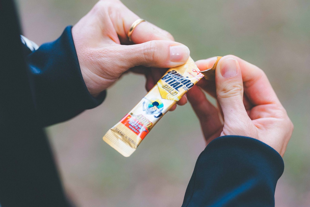 「ハリー杉山さん・みゃこさんが実践するレース当日の『アミノバイタル®』活用法とは?レースの準備から補給方法まで徹底解説」の画像