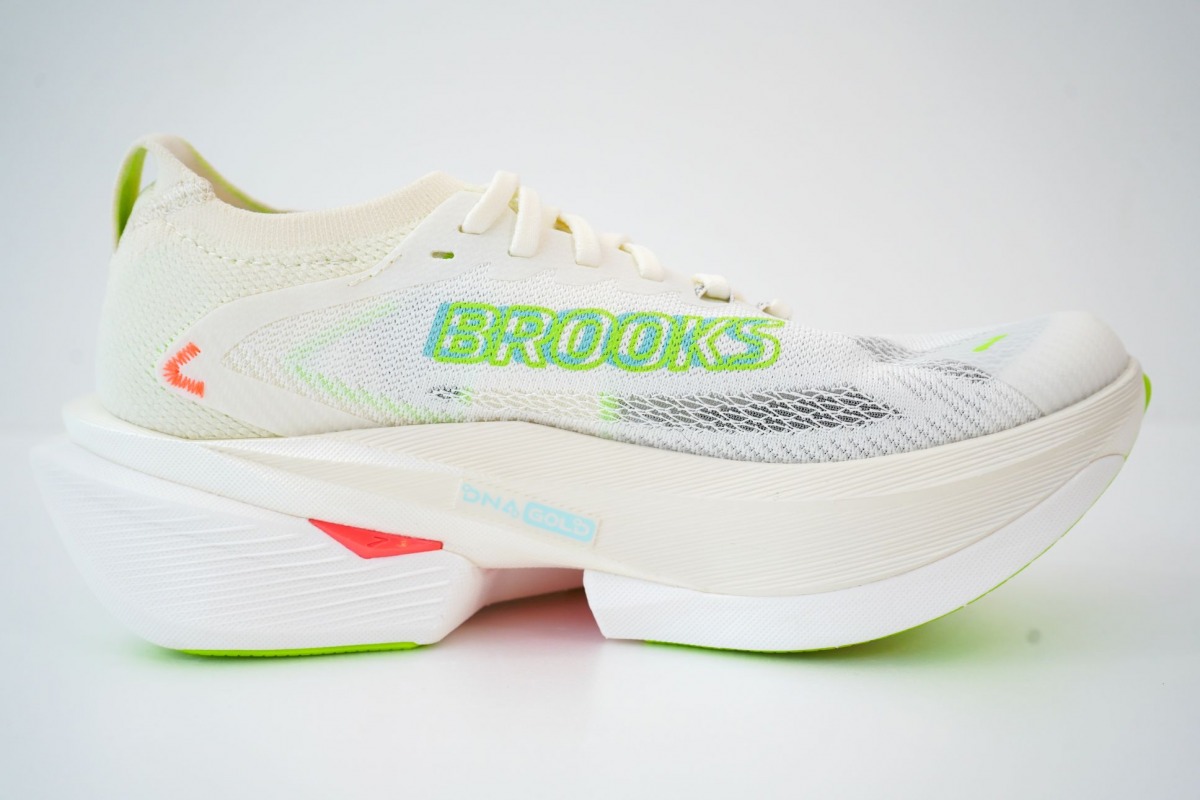 「ブルックス『Hyperion MAX 3（ハイペリオン マックス 3）』徹底レビュー！レースシューズとしてもおすすめの一足」の画像