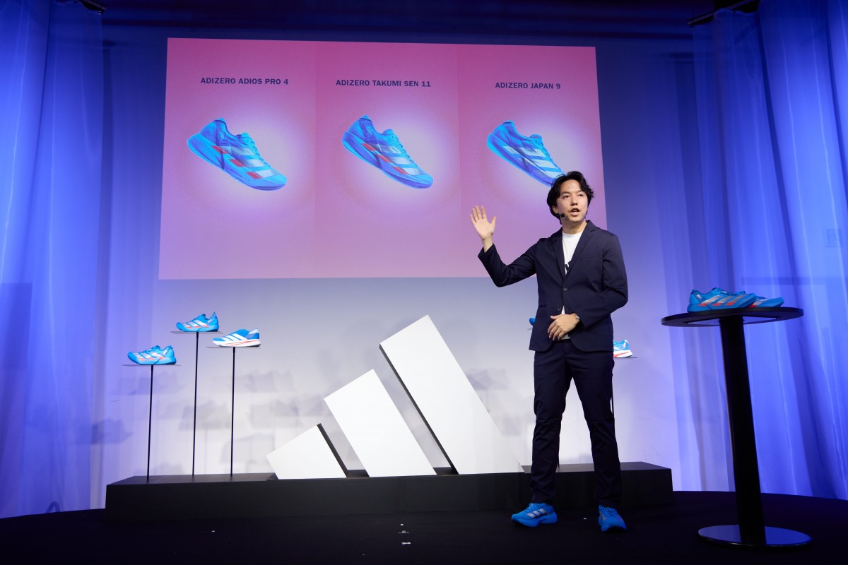 「アディダス最新作「ADIZERO EVO SL WOVEN」がラインナップ！晴れた日の富士山からインスパイアされた「ADIZERO EKIDEN COLLECTION」登場」の画像