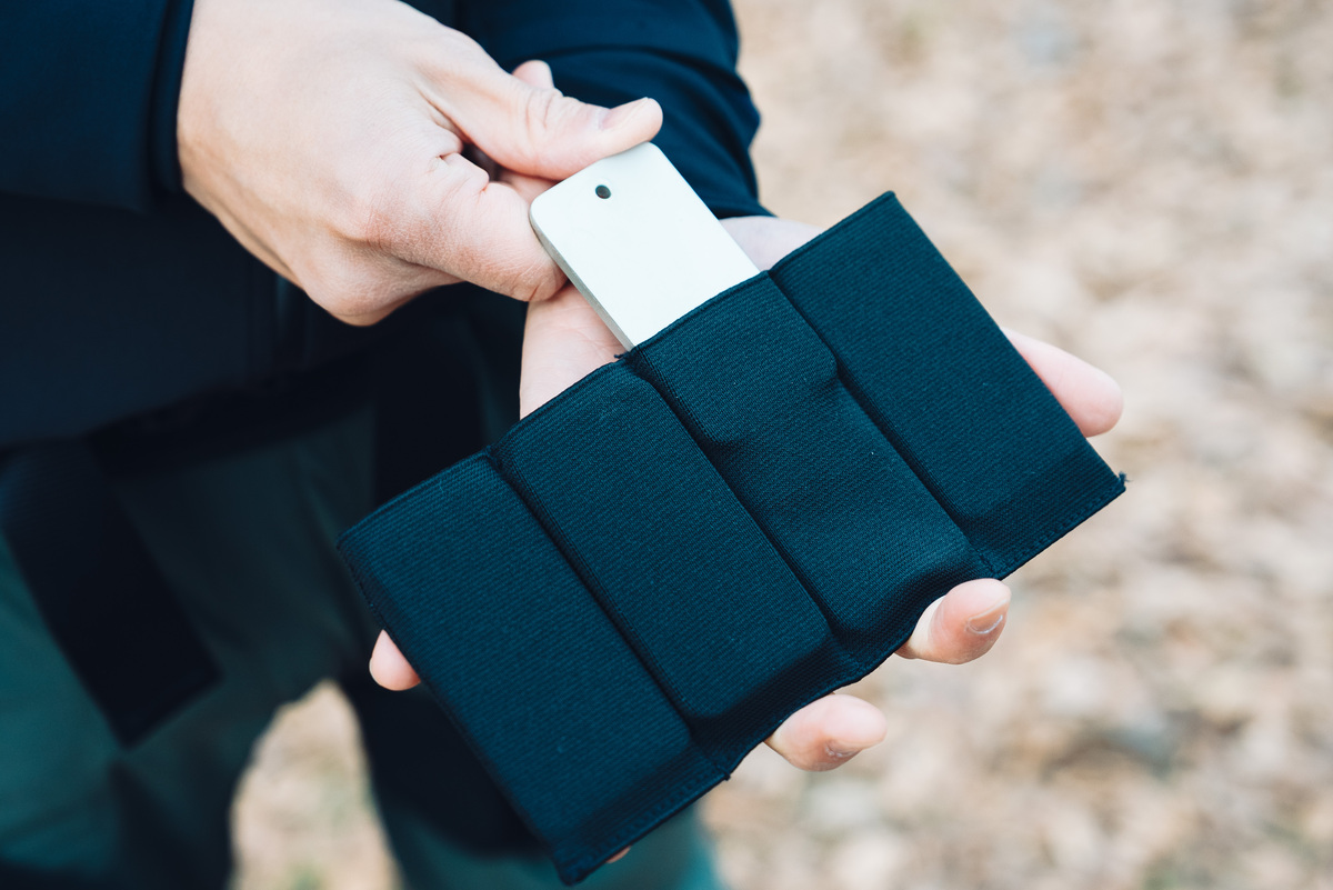 「装着するだけでランニングフォームを改善できるトレーニングギアとは？ザムスト『MOTIONAID THIGH LOAD』徹底解説」の画像