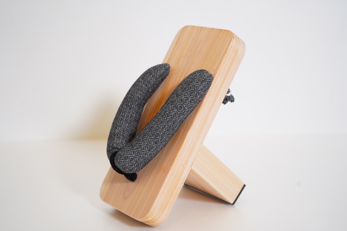 「100足以上の下駄を所有!?“下駄トレ”でカーボンシューズを履きこなすM高史さんのスタメン下駄5選」の画像