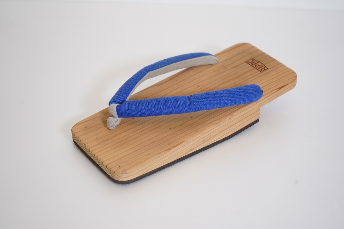 「100足以上の下駄を所有!?“下駄トレ”でカーボンシューズを履きこなすM高史さんのスタメン下駄5選」の画像