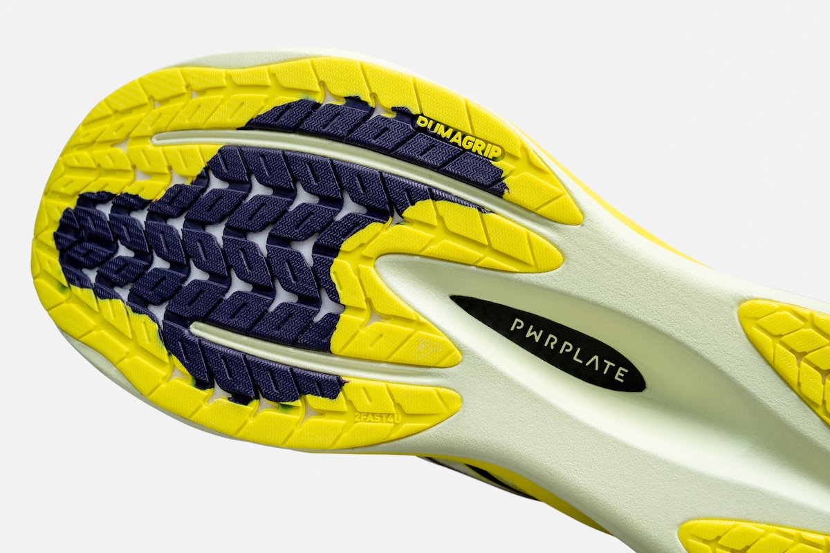 「プーマ新作シューズ「ディヴィエイト ニトロ エリート 4」「ディヴィエイト ニトロ 4」が登場！」の画像