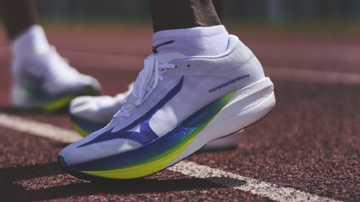 「ミズノ最新作『HYPERWARP（ハイパーワープ）』シリーズ3足の特徴は？ピュア・エリート・プロの性能・履き分け方を解説」の画像