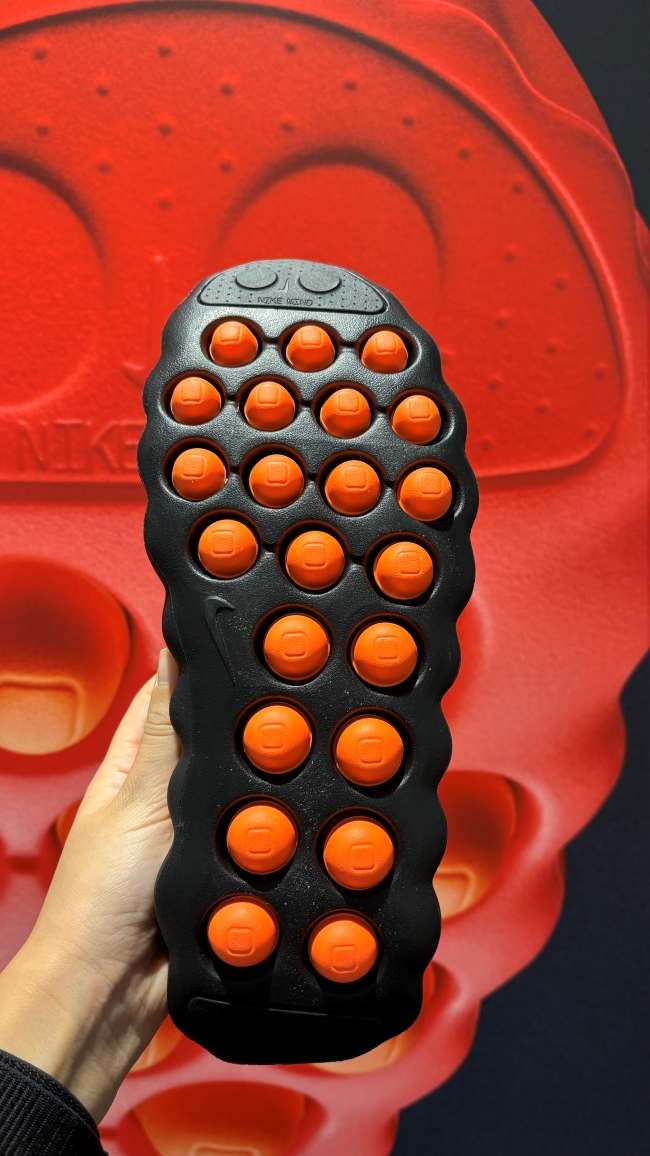 「ナイキ最新作『マインド』シリーズ発表！神経科学に基づき開発されたフットウェアとは」の画像