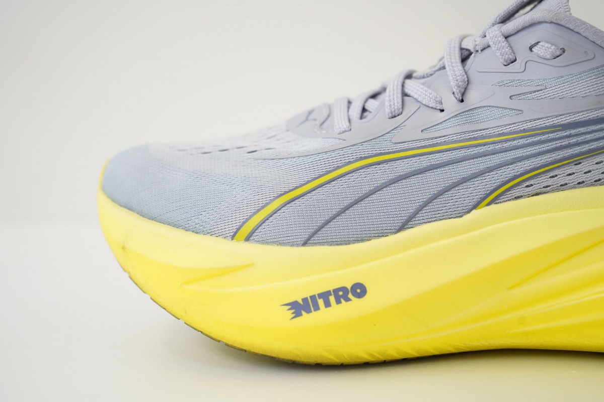 「プーマ『マグマックス ニトロ 2』徹底レビュー！耐久性に加え、軽反発と安定性を両立した一足」の画像