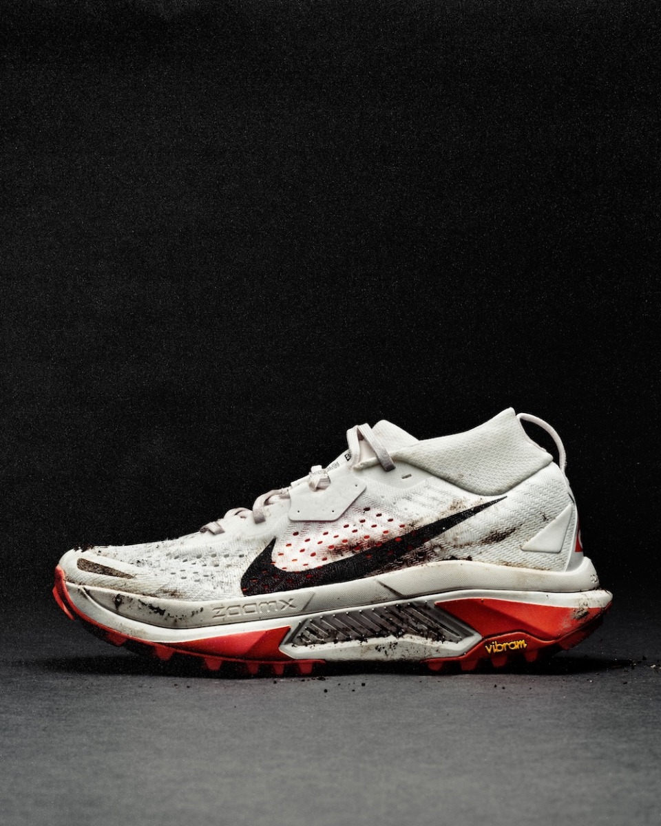 「トレイルのスーパーシューズ「ナイキ ACG ウルトラフライ」が登場！過酷な地形に対応「ナイキ ACG ゼガマ」も発表」の画像