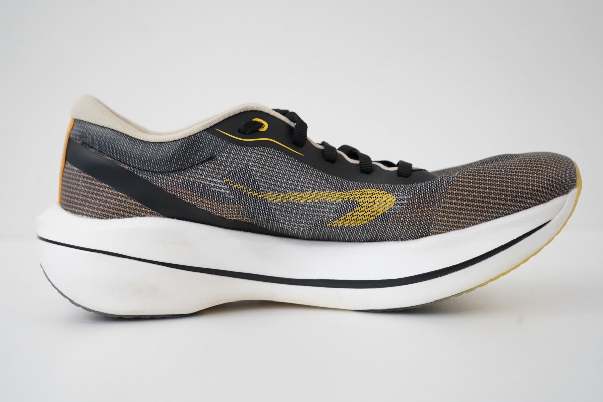 「キプラン『KD900X 2』徹底レビュー！柔らかさと反発を両立したカーボンプレート入りテンポアップシューズ」の画像