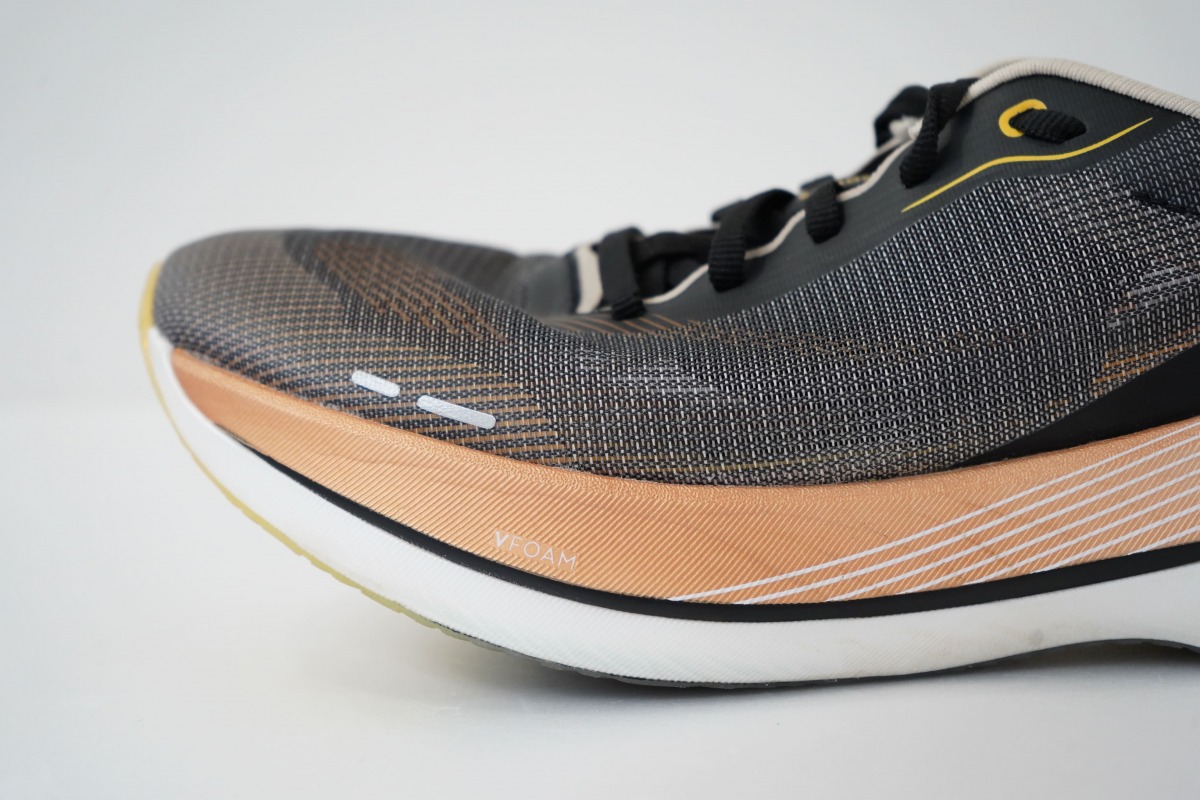 「キプラン『KD900X 2』徹底レビュー！柔らかさと反発を両立したカーボンプレート入りテンポアップシューズ」の画像