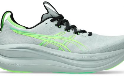 「アシックス『GEL-KAYANO 33』登場！“止めるから導く”へ進化した安定性を徹底解説」の画像