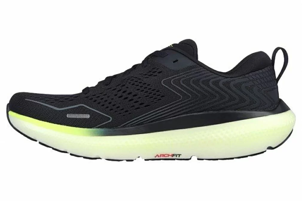 「サブ3達成&パパランナー・みんみんさんが選ぶスタメンシューズ5選!年間30足超のシューズを買うランナーの相棒とは」の画像