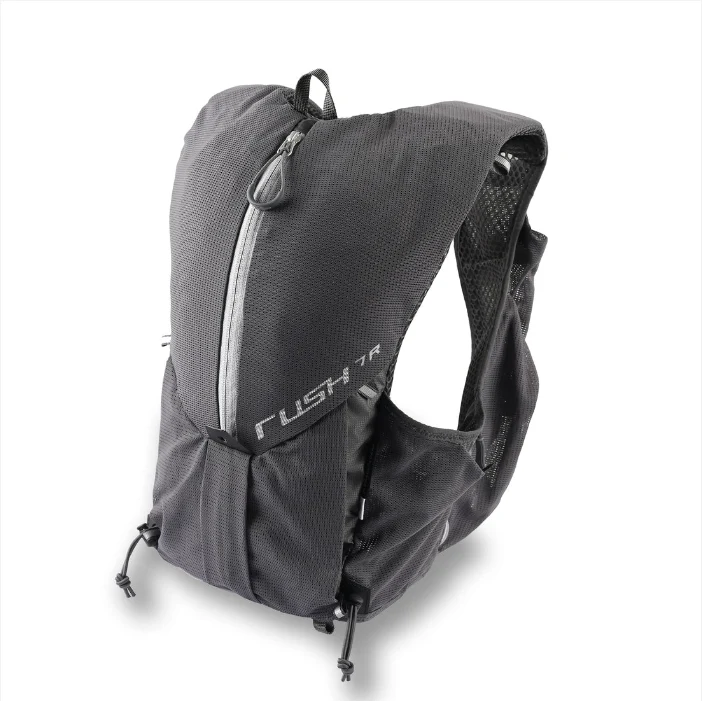 「【マラソン初心者必見】補給食・防寒具をどう持ち運ぶ？フルマラソン初挑戦ランナーにこそ知ってほしい『ザック』という選択肢」の画像