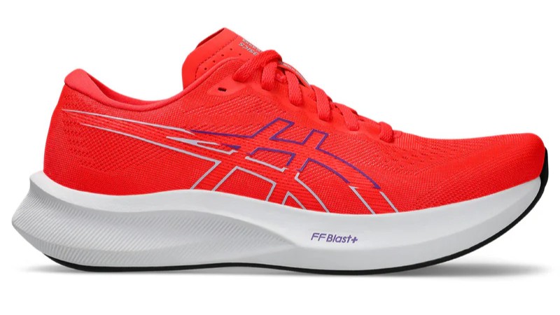 「ナイキ『ボメロ 18』、ニューバランス『1080v15』……フルマラソンからトレランまで挑戦するランナーの愛用ランニングシューズとは？「教えて！あなたのスタメンシューズ」岡田拓海さん編」の画像