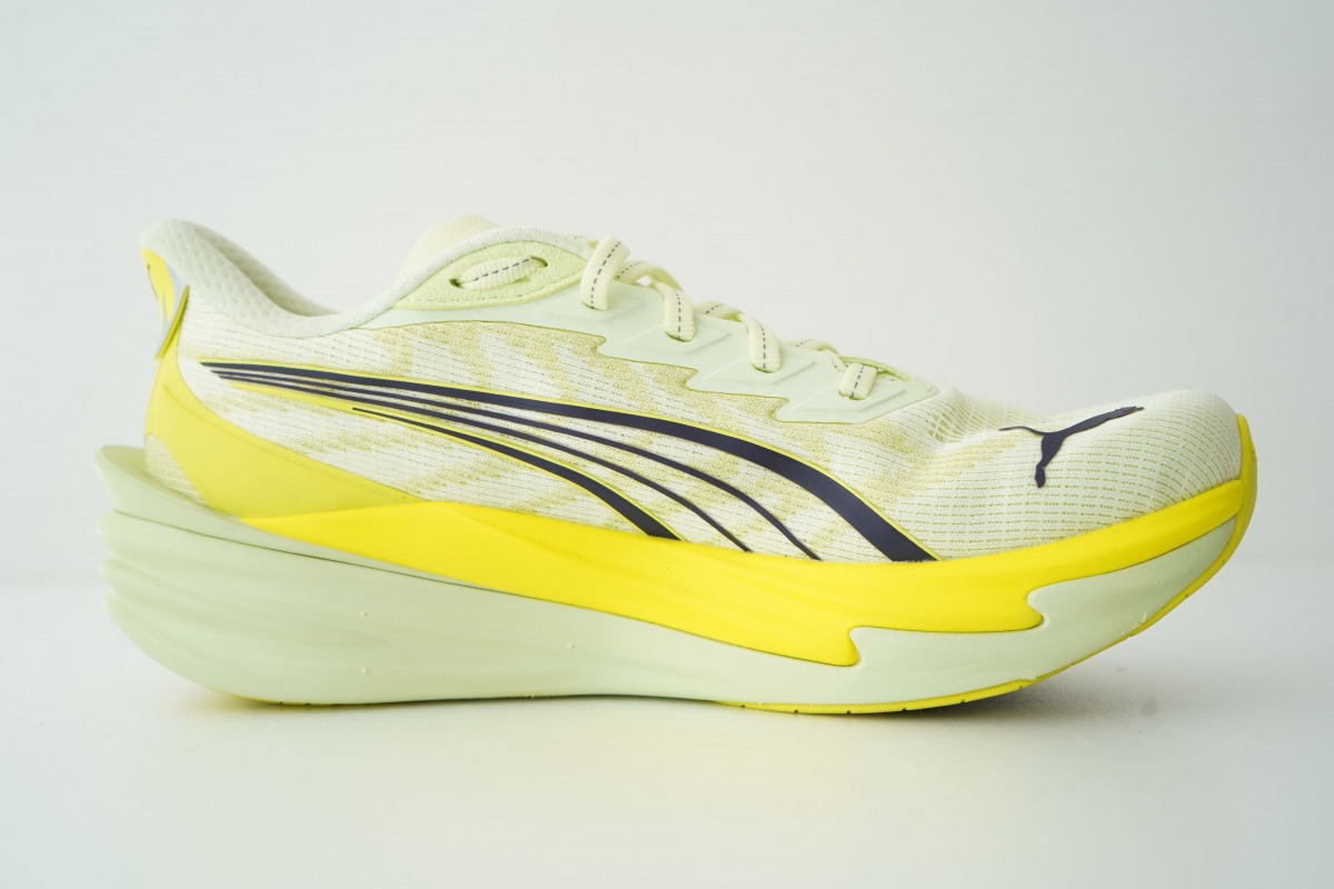 「プーマ『ディヴィエイト ニトロ 4』徹底レビュー！サブ3.5を目指すランナー注目のプレート搭載シューズ」の画像