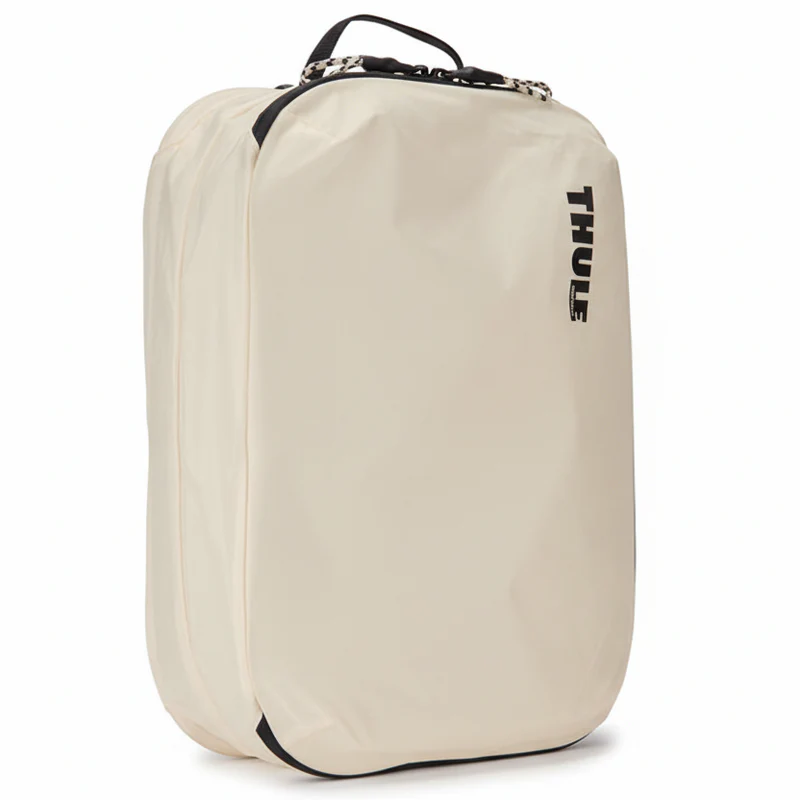 「ランナーのバッグには何が入っている?遠征時の持ち物を公開『What's in my bag?』Runtrip編集部・ヤーリー編」の画像