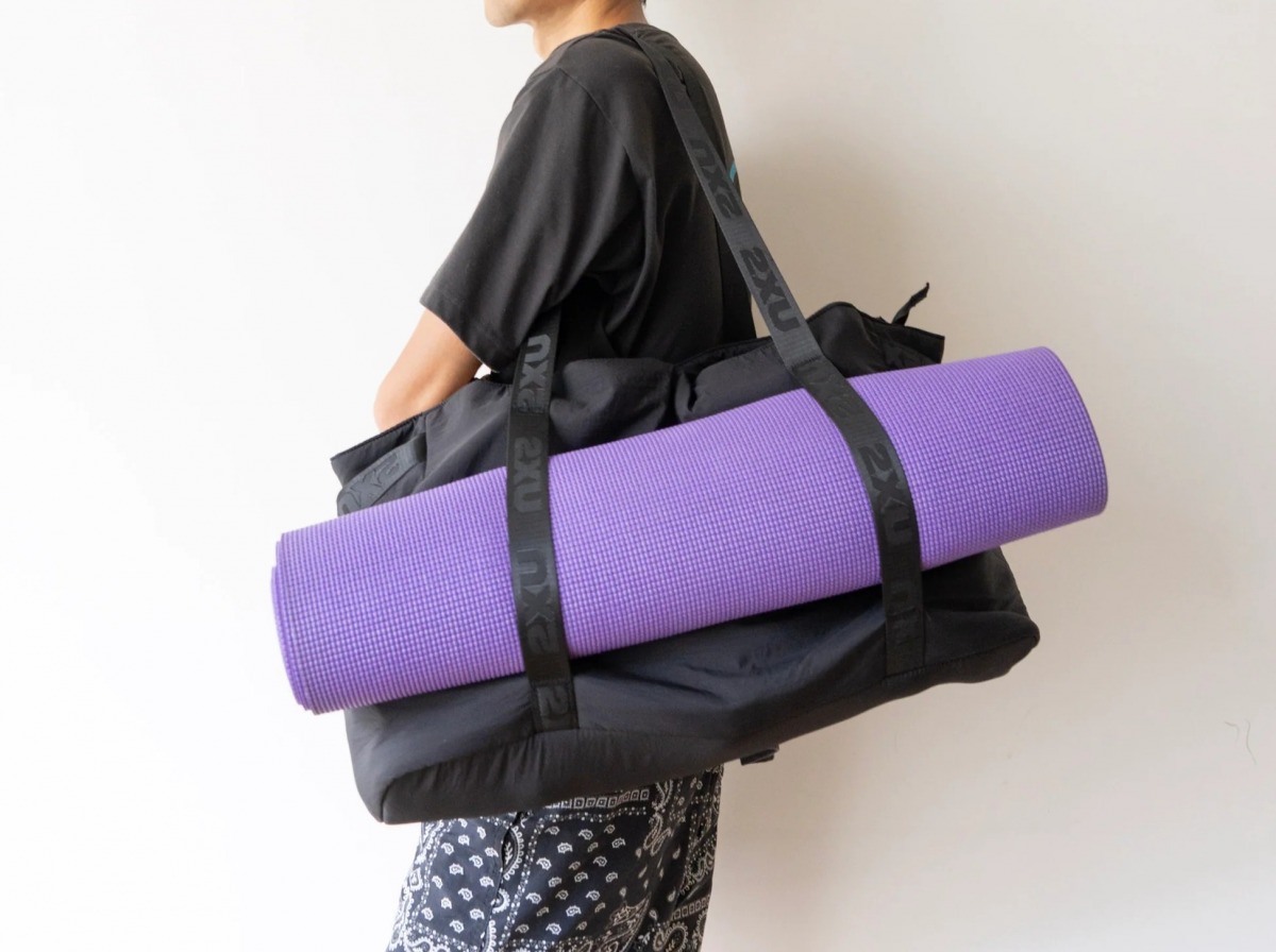 「ランナーのバッグには何が入っている？マラソンレース当日の持ち物を公開『What's in my bag?』Runtrip編集部・ハルカ編」の画像