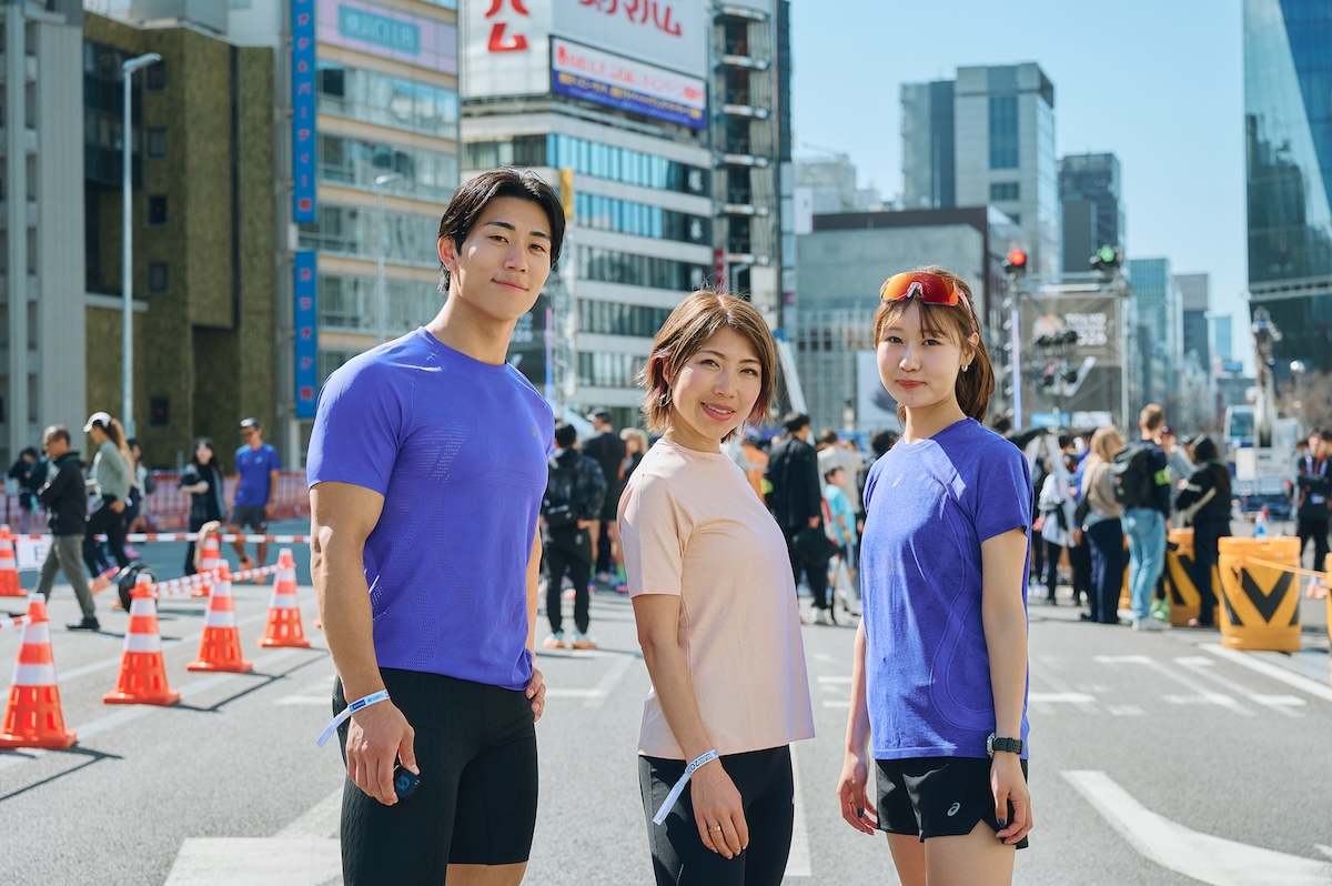 「軽やかに弾むような走りを。アシックス「SUPERBLAST 3」がマラソンでステップアップしたいランナーを後押しする一足に」の画像