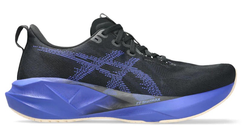 「アシックス『スーパーブラスト 3』徹底レビュー！厚みを増しつつ軽量化を両立したスーパートレーナー」の画像