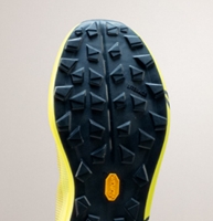 「アークテリクスの新たなトレランシューズ『SYLAN 2（シラン 2）』が3月26日に発売」の画像