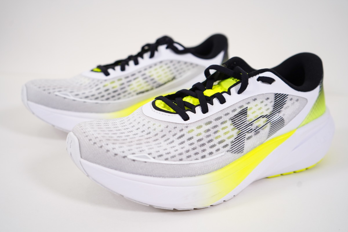 「アンダーアーマー『UA ベロシティ ディスタンス』&『ペース』徹底レビュー！デイリートレーナー2モデルを徹底比較」の画像