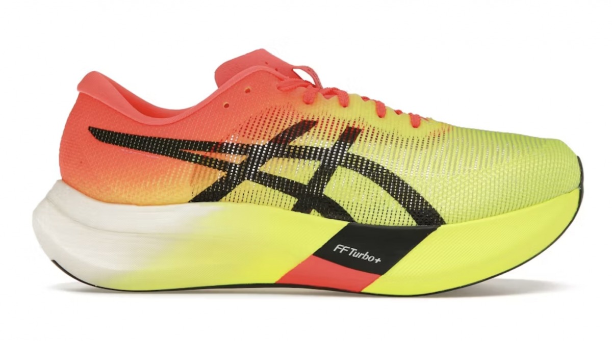 「フルマラソン2時間45分26秒＆テレビでも活躍！「教えて！あなたのスタメンシューズ」モシモシ・いけさん編」の画像