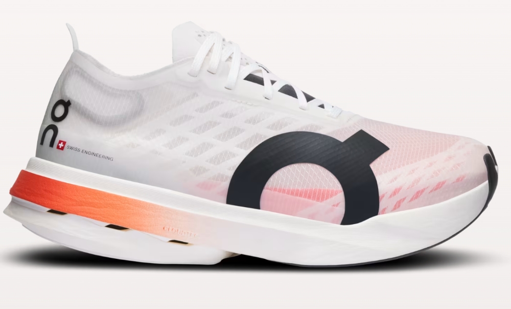 「フルマラソン2時間45分26秒＆テレビでも活躍！「教えて！あなたのスタメンシューズ」モシモシ・いけさん編」の画像