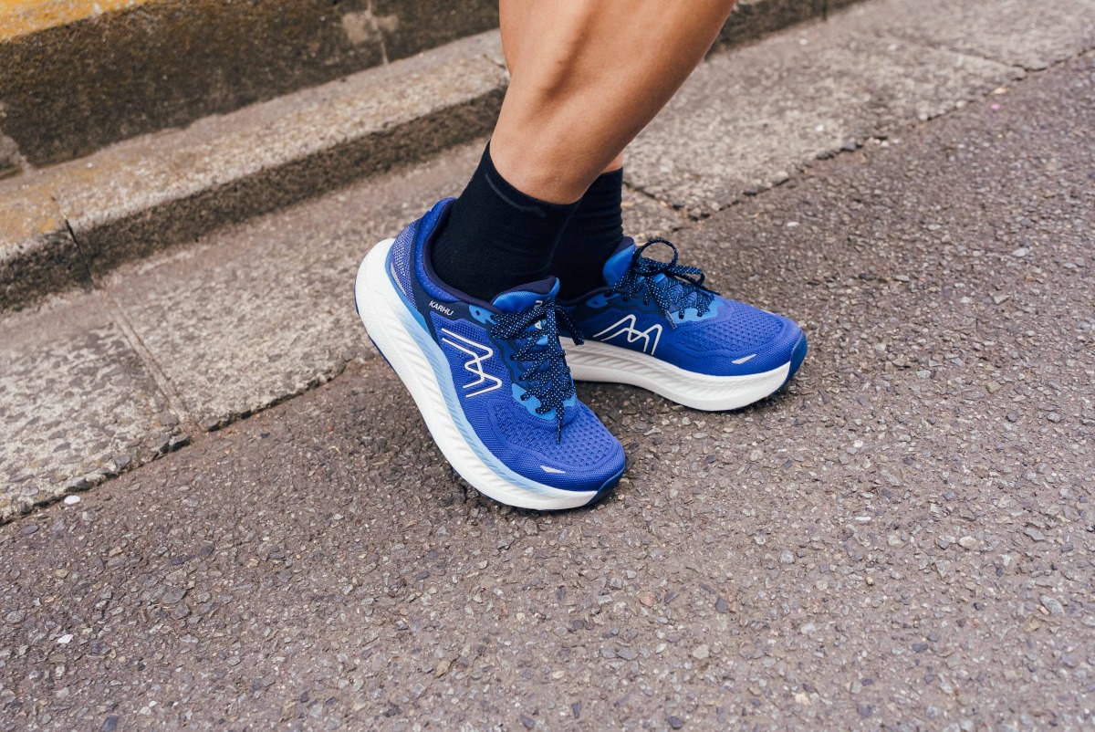 「カルフの新作「メスタリラン2.0」を徹底解説！バランスの良さが光るマックスクッションシューズ」の画像