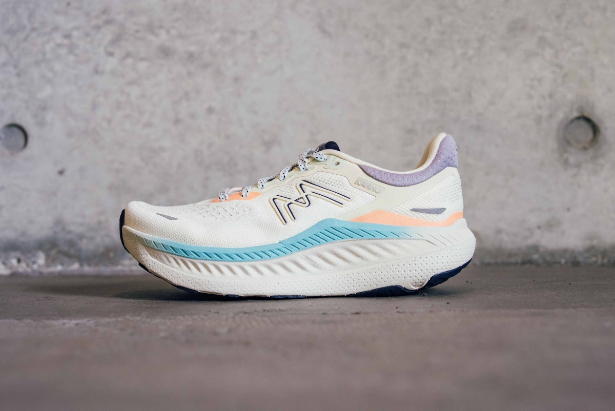 「カルフの新作「メスタリラン2.0」を徹底解説！バランスの良さが光るマックスクッションシューズ」の画像