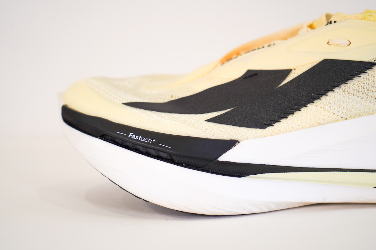 「キプラン『KIPSTORM TEMPO』&『KIPSTORM ELITE』徹底レビュー!注目ブランドの最新シューズ2モデルを徹底比較」の画像