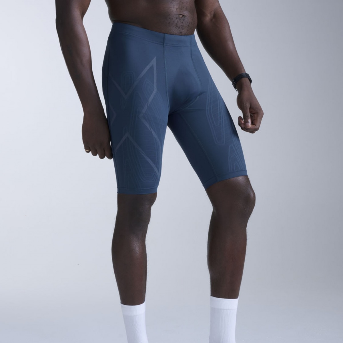 「自己ベスト更新のパートナーに。「2XU」の春夏最新レースウェアで“攻めの走り”を」の画像