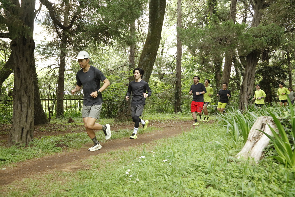 「【トレラン初心者向け】最新シューズの試し履きができる『TRAIL HUB』が東京・代々木にオープン！メディア体験会をレポート」の画像