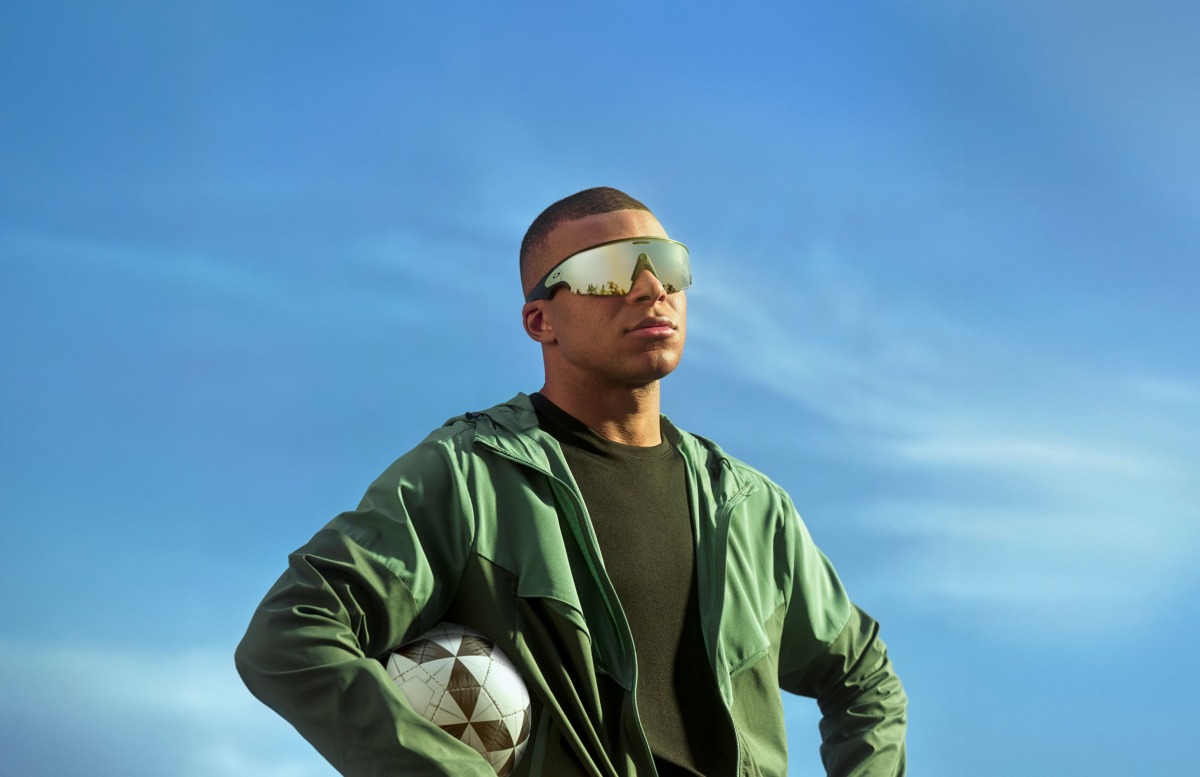 「オークリーからAI搭載アイウェア『Oakley Meta』登場！小型カメラやAIアシスタントを内蔵」の画像