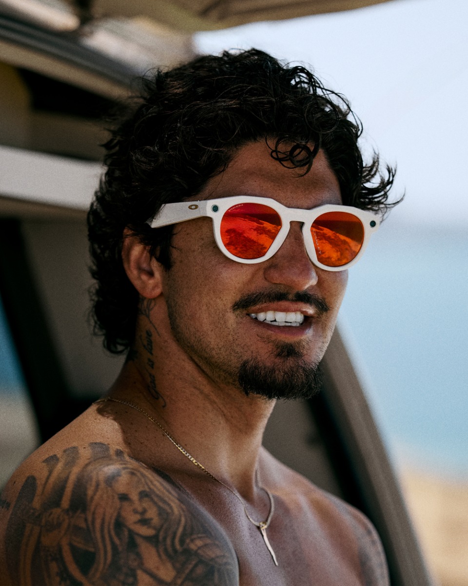 「オークリーからAI搭載アイウェア『Oakley Meta』登場！小型カメラやAIアシスタントを内蔵」の画像