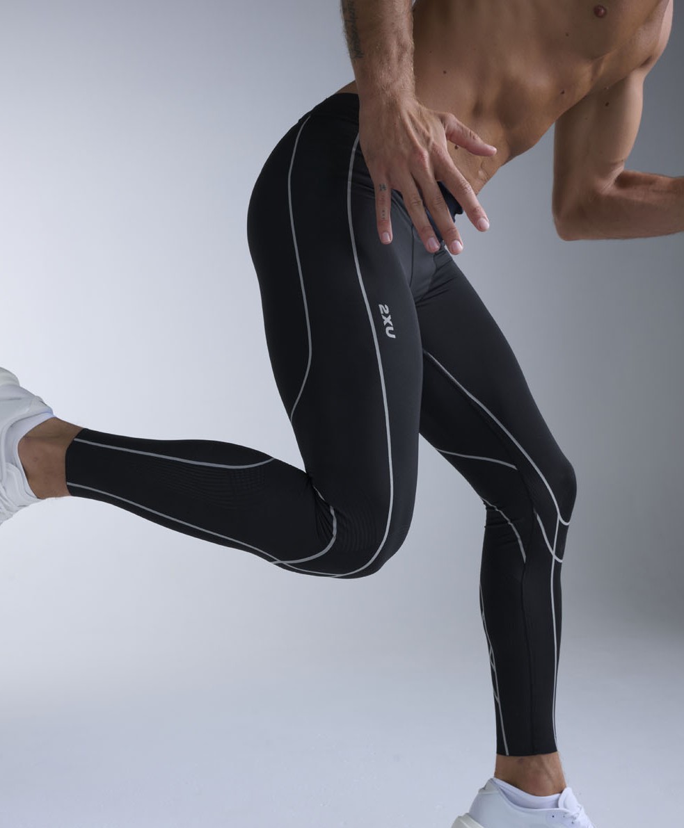 「膝に不安を抱えるランナーにおすすめ！2XU『ライトスピード・キネシス・コンプレッションタイツ』の機能と効果」の画像