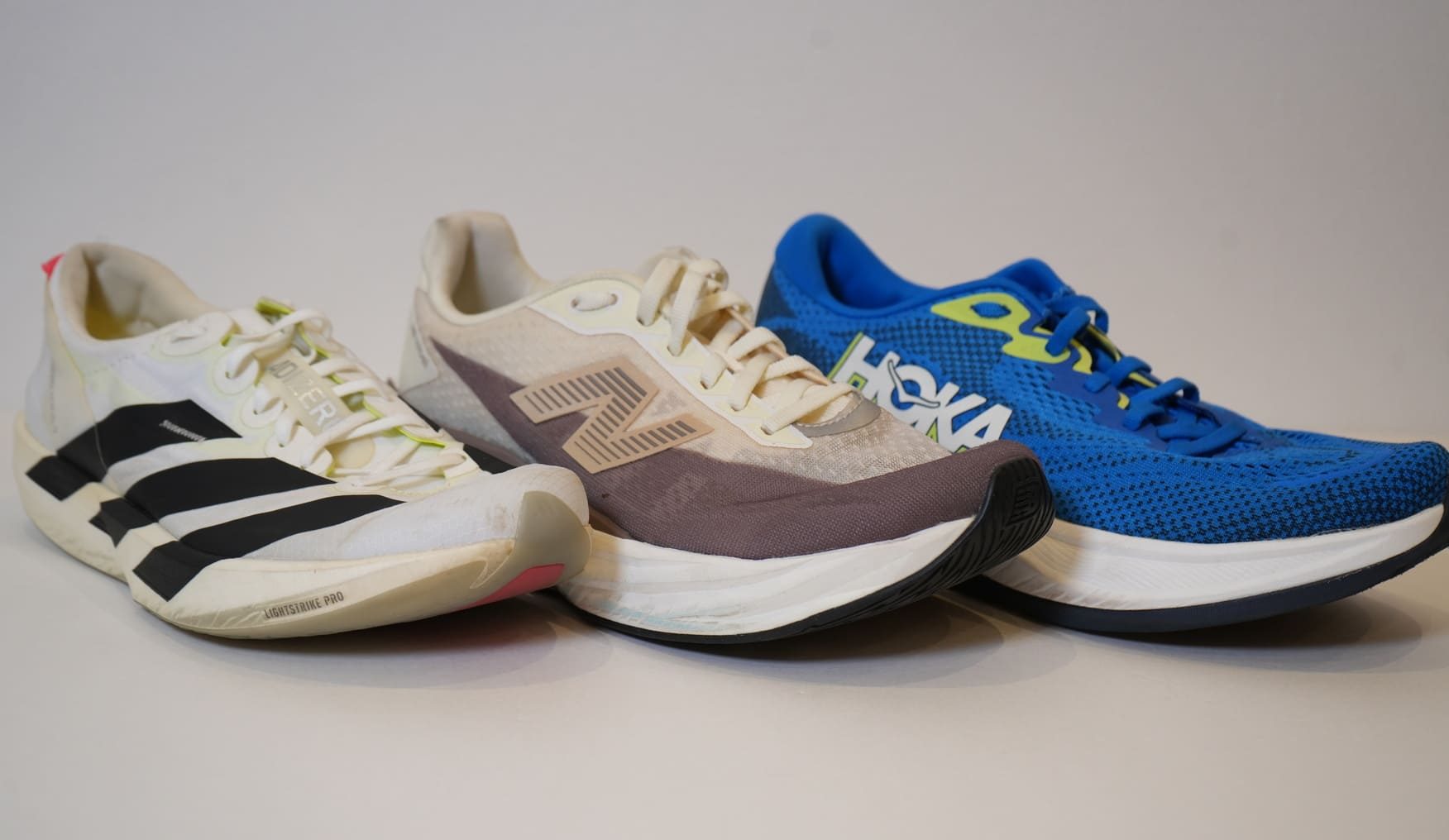 「暑い時期のトレーニングにおすすめのシューズ3選！カーボン疲れをリセットして「足を鍛える」」の画像