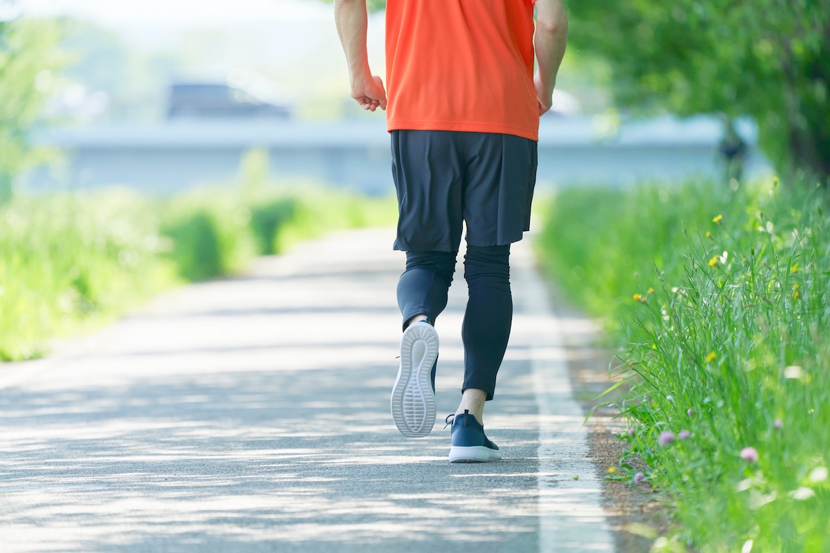 「夏のランニングを快適に!暑さ対策と安全に走るポイント」の画像