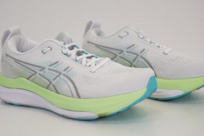 「アシックス『GEL-KAYANO 33』も登場！TANNUKI×ランラジ、VAGAなどRuntrip Store新着アイテムを紹介」の画像