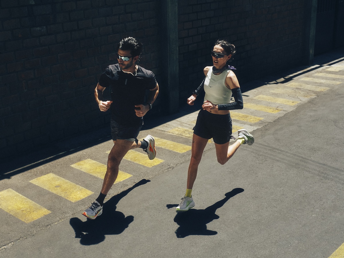 「HOKAの新作ランニングシューズ『CLIFTON PRO』『CLIFTON 11』が同時期に登場！」の画像