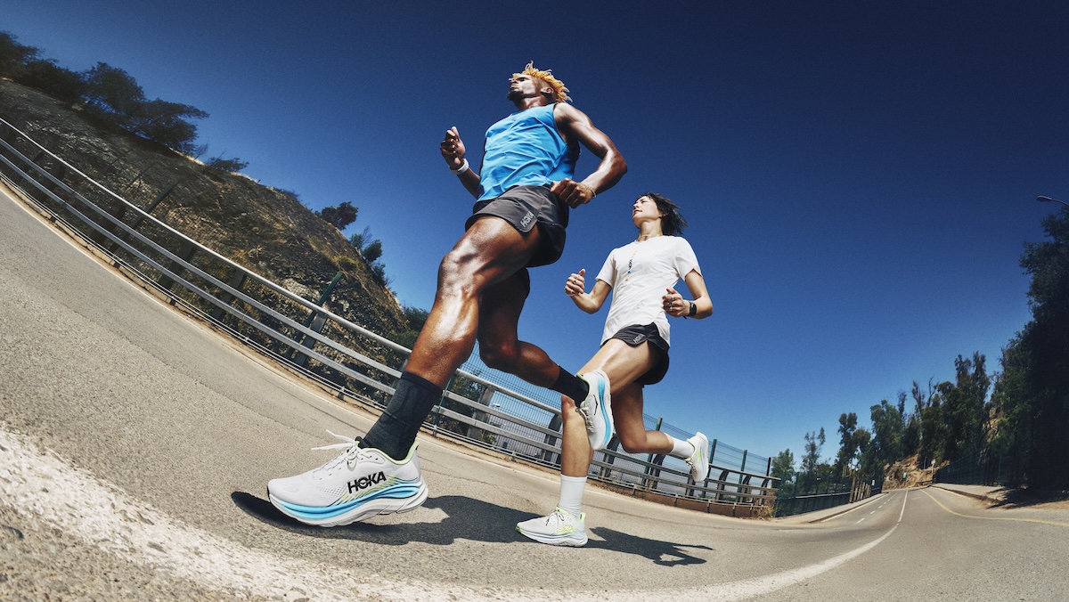 「HOKAの新作ランニングシューズ『CLIFTON PRO』『CLIFTON 11』が同時期に登場！」の画像