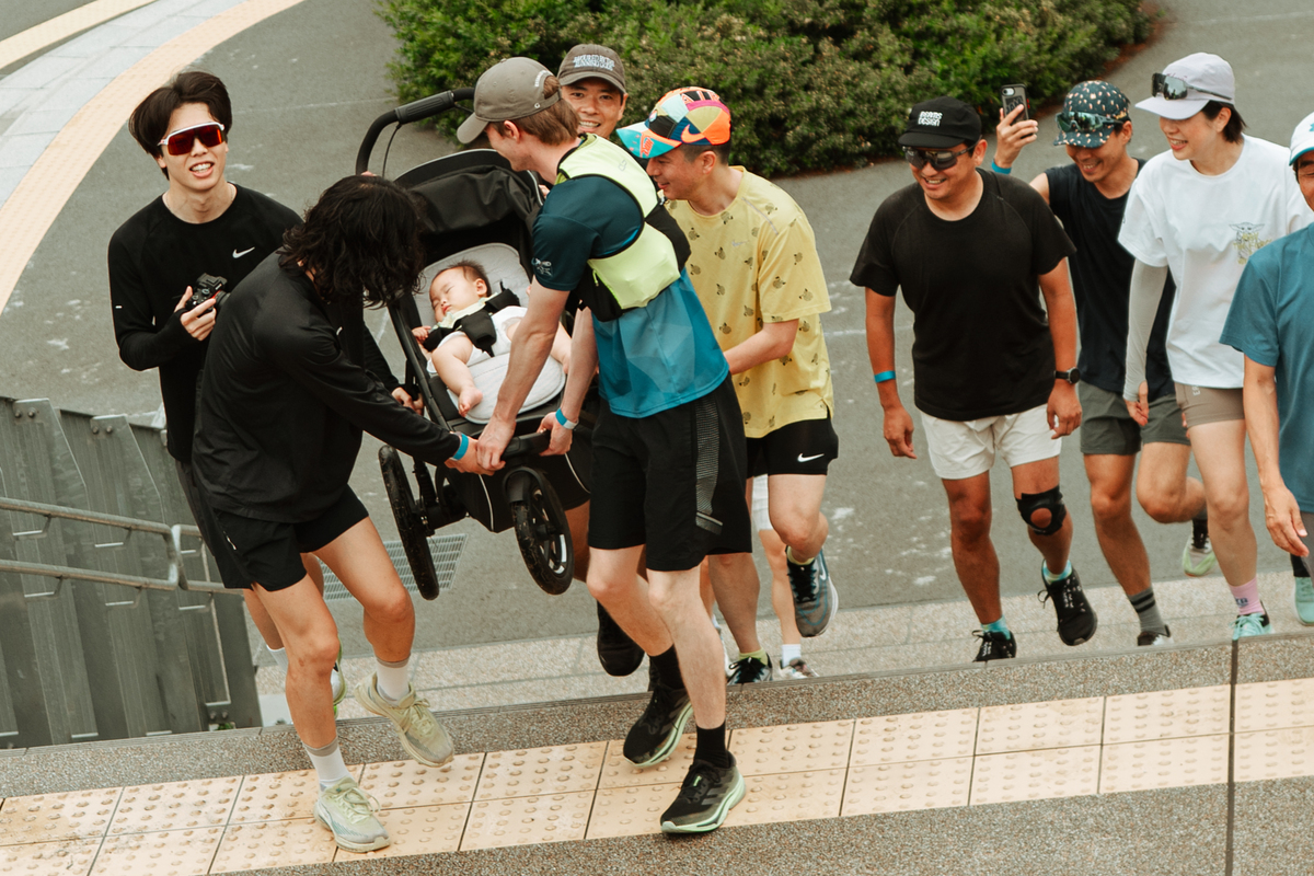 「朝ランと音楽で楽しむ代々木公園。Runtrip BASE YOYOGI PARKの1周年イベントをレポート」の画像
