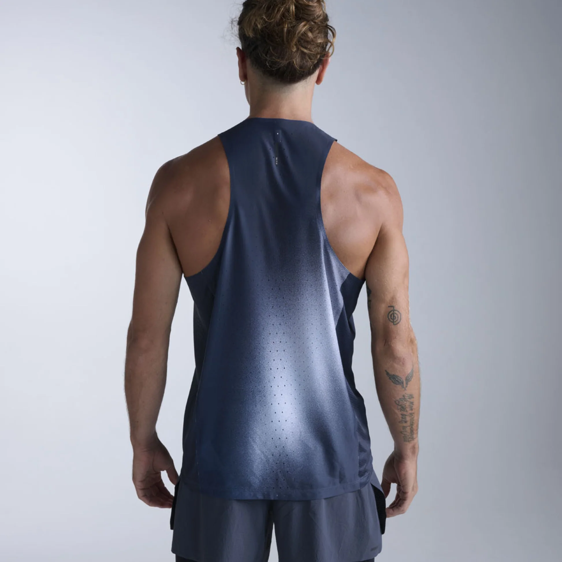 「【2026夏】ランニング用ノースリーブおすすめ7選！NIKE・2XUなど人気ウェアを徹底比較｜Runtrip Store」の画像
