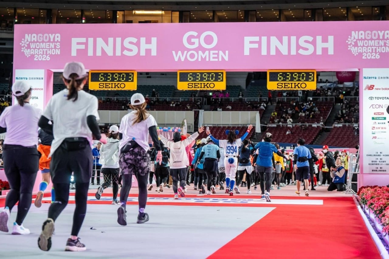 「【ニューバランス】「名古屋ウィメンズマラソン 2027」出走権を先着で提供！女性ランナーを対象としたランニングクラブも」の画像